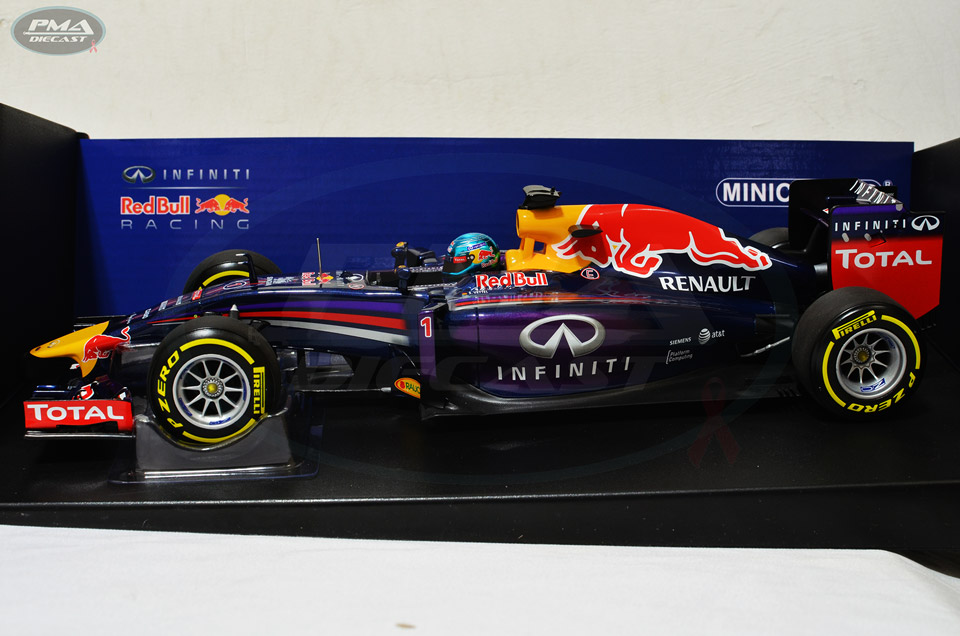 SEBASTIAN VETTEL 2014 RED BULL RACING RB10 1:18